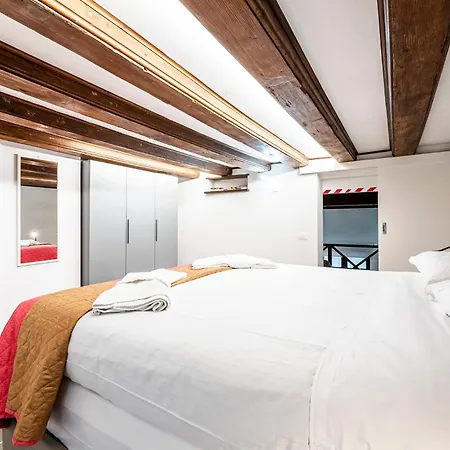 Апартаменты Ground Floor With Patio-ghibellina 65 *