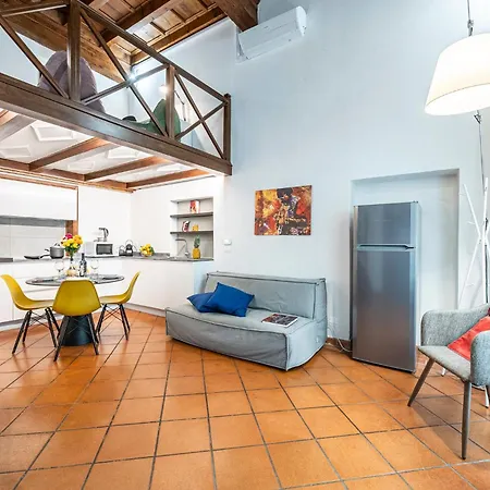 Ground Floor With Patio-ghibellina 65 Apartment *