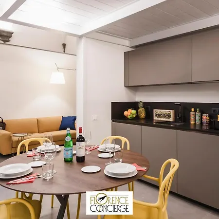Apartment Ground Floor With Patio-ghibellina 65 *
