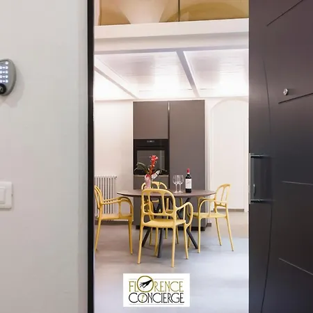 Ground Floor With Patio-ghibellina 65 Apartment *