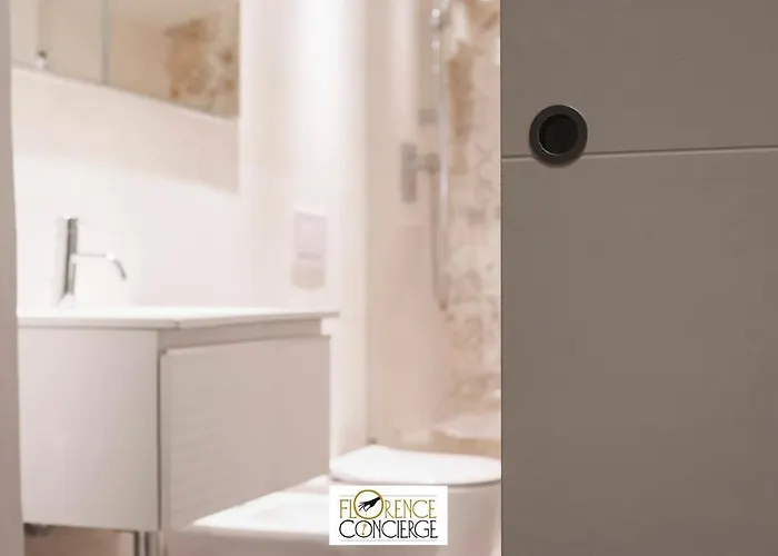 شقة Ground Floor With Patio-ghibellina 65